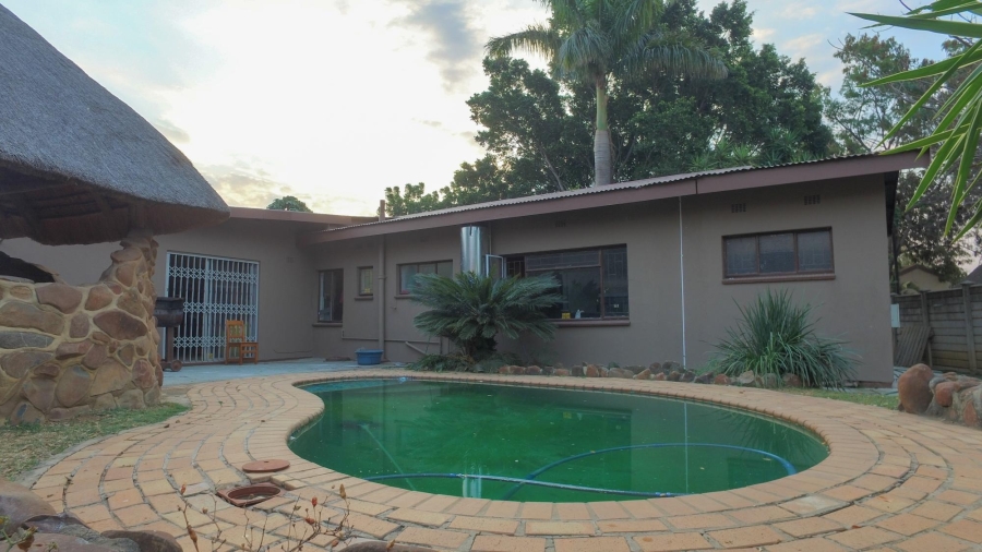 4 Bedroom Property for Sale in Bodorp North West